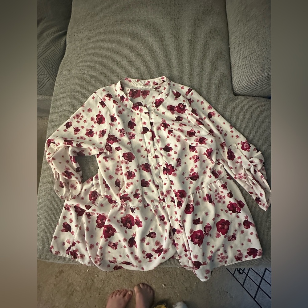Long sleeve peplum button down